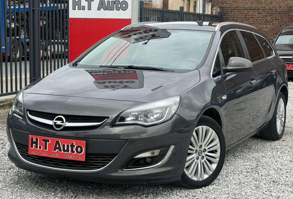 Opel Sports Tourer 1.4 Turbo prêt à immatriculé