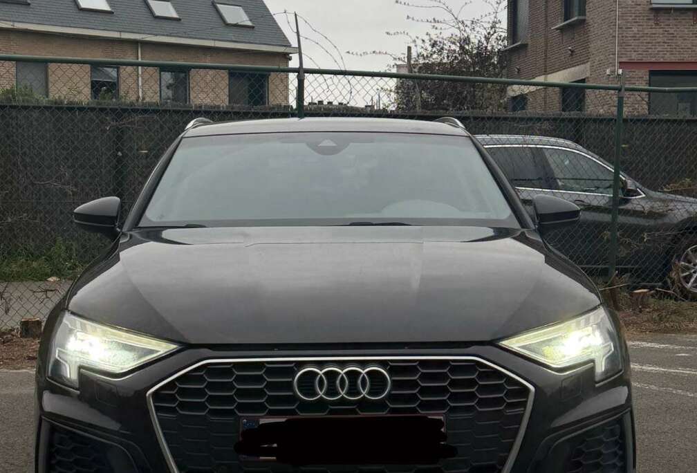 Audi 40 TFSI Q Sport S tronic (EU6d-TEMP)