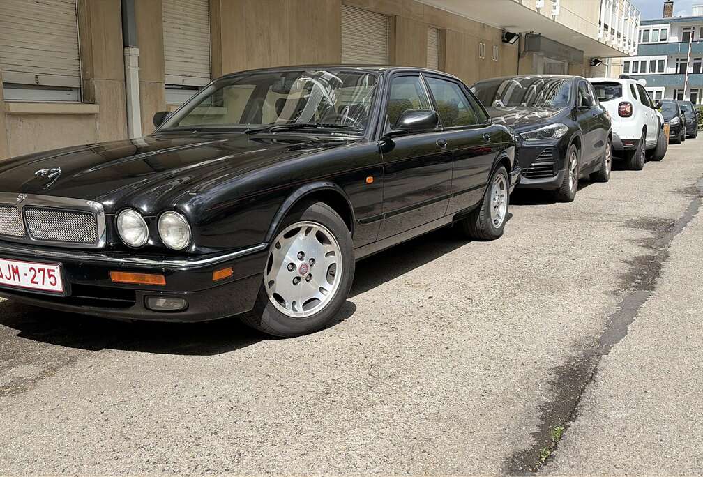 Jaguar 3.2i Sport