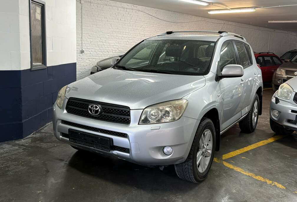 Toyota 2.0i VVT-i 16v VIP