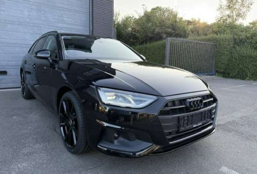 Audi Avant 35 TFSI S tronic Black Edition  Camera Cruise Led AppConnect Zetelverwarming 19\'\' velgen