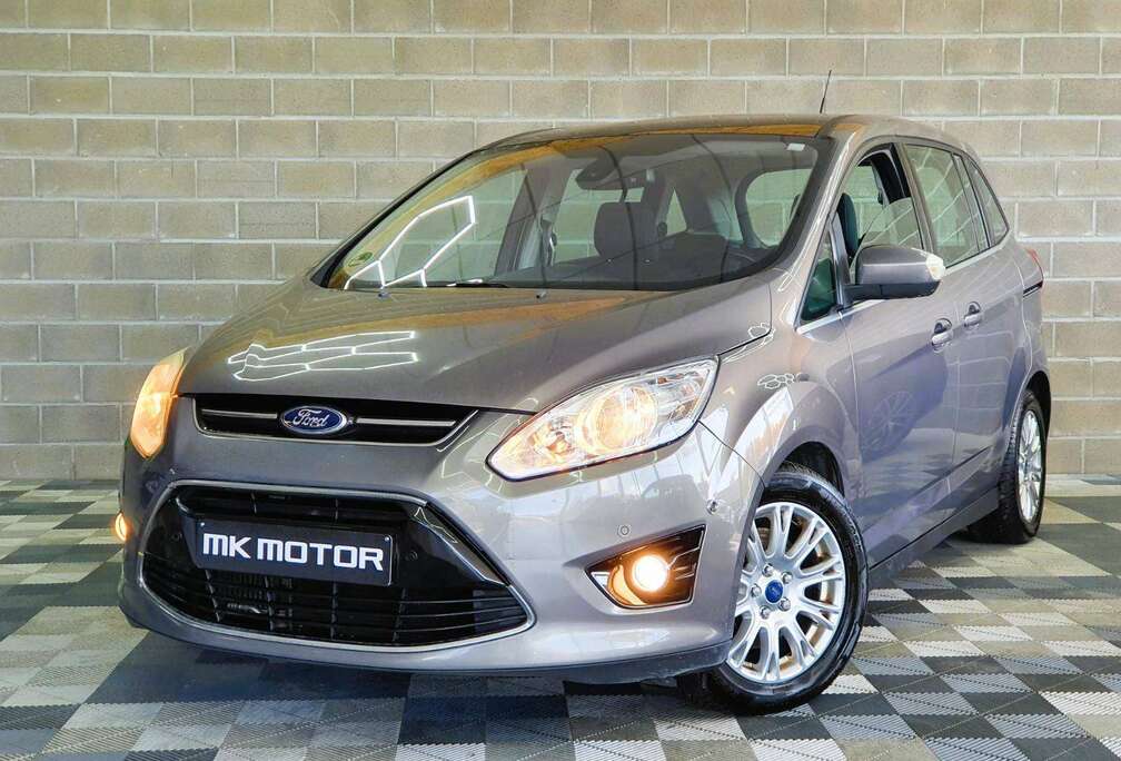 Ford 1.6 DIESEL 95CV - 1ER MAIN - FULL CARNET - TOIT PANO OUVRANT
