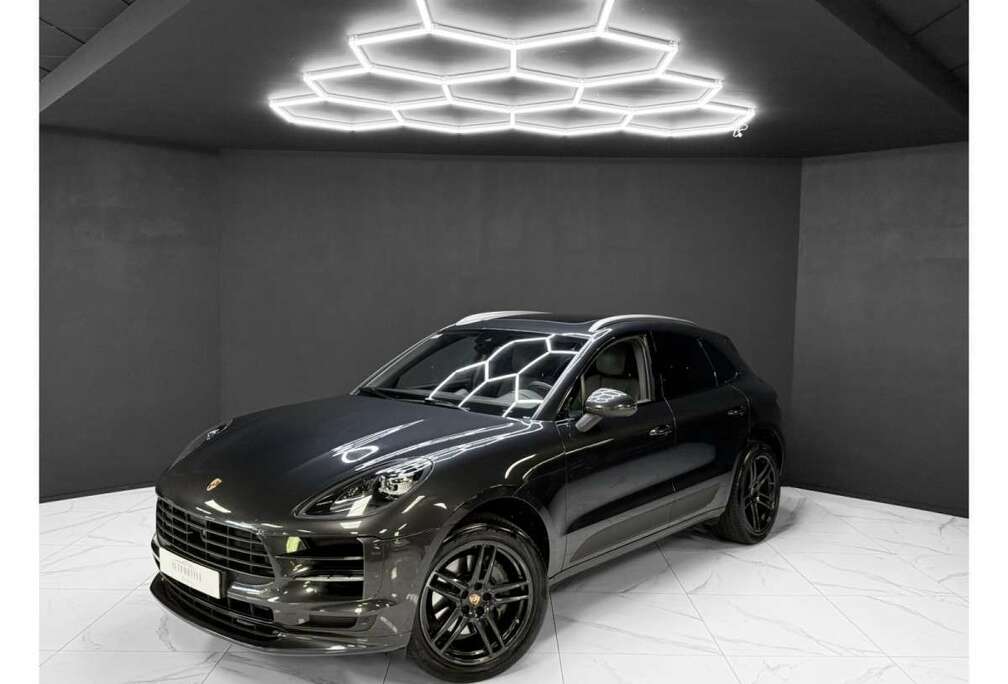 Porsche S APPROVED / BOSE / PDLS+ / PANO / SPORT EXHAUST