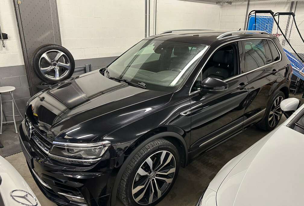 Volkswagen Tiguan 2.0 TDi R-Line * Pano* Keyless Full !!
