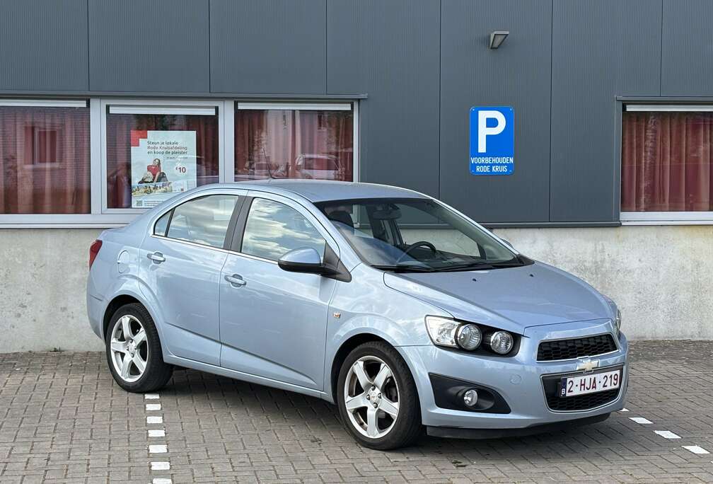 Chevrolet CHEVROLET AVEO 2012 1.4 BENZINE 215.000KM EURO5