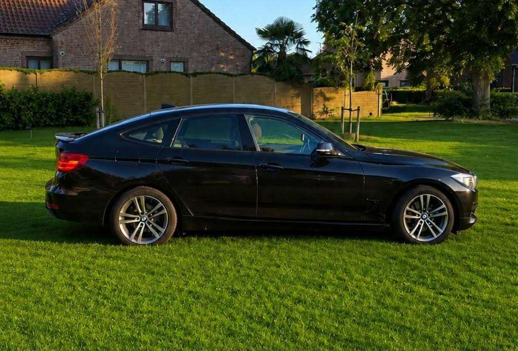 BMW GT 320 dAS- Luxury Line - Automaat - 190pk