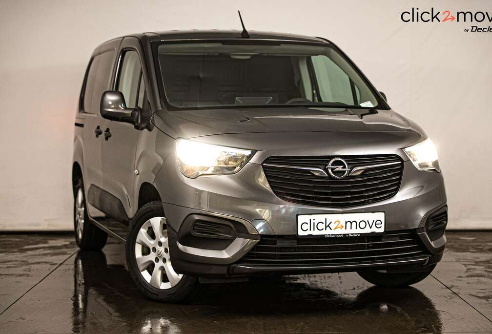 Opel 1.2 Turbo Edition 3 Places Incl. Carplay - PDC