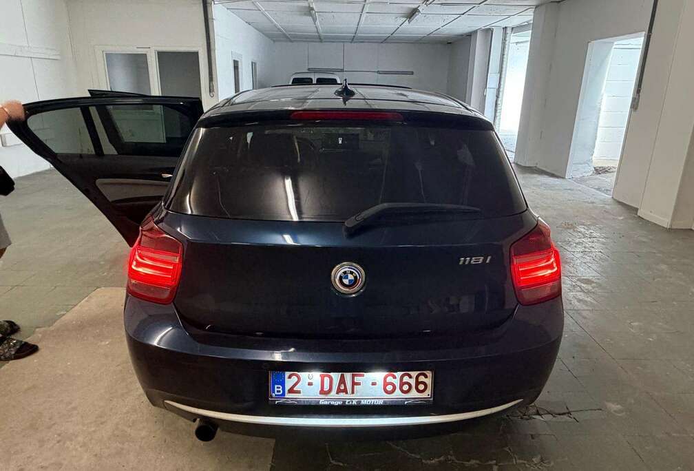 BMW 118i