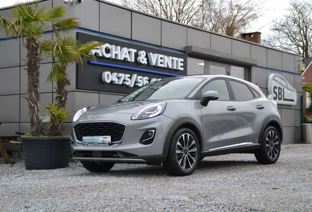 Ford NEW ARRIVAL1.0 EcoBoost Titanium