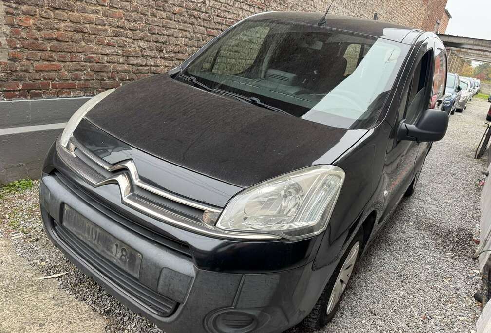 Citroen L1 1.6 HDi 90 Niveau A ETAT NIKEL ROUL TRES BIEN