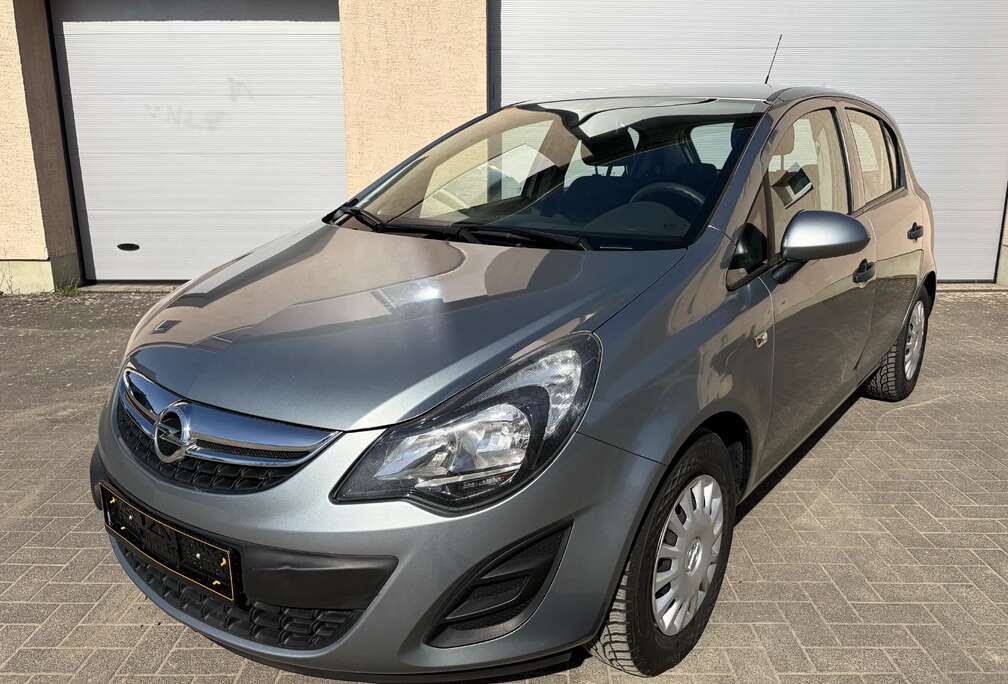 Opel 1.2 Selection