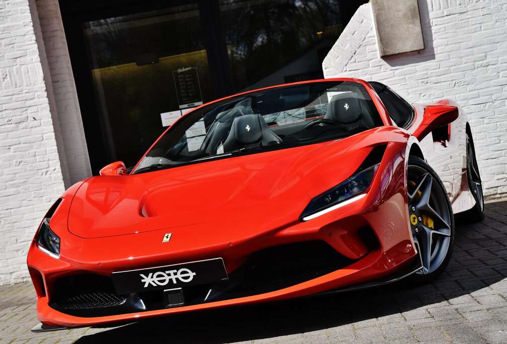 Ferrari 3.9 V8 BITURBO F1 ***LIKE NEW/1HD./FULL CARBON***