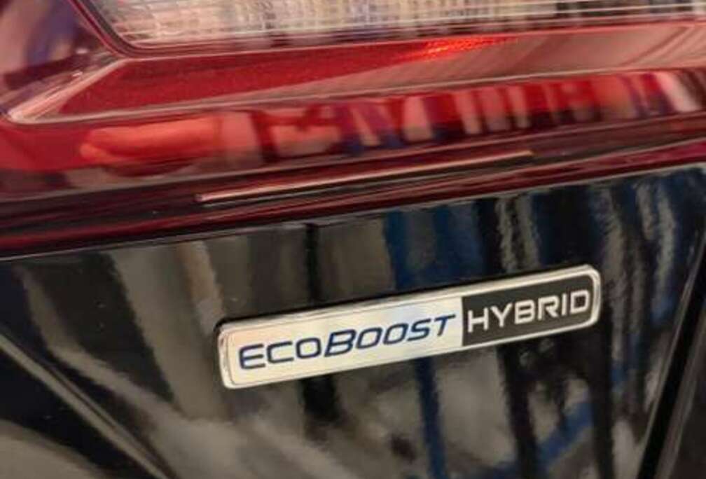 Ford Focus 1.0 EcoBoost MHEV ST-Line Design
