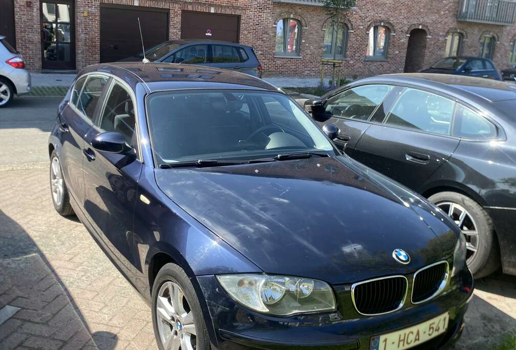 BMW 116iA