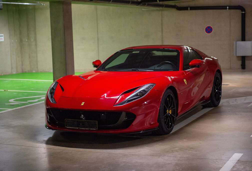 Ferrari GTS - Full Carbon  -Rosso 70 Anni