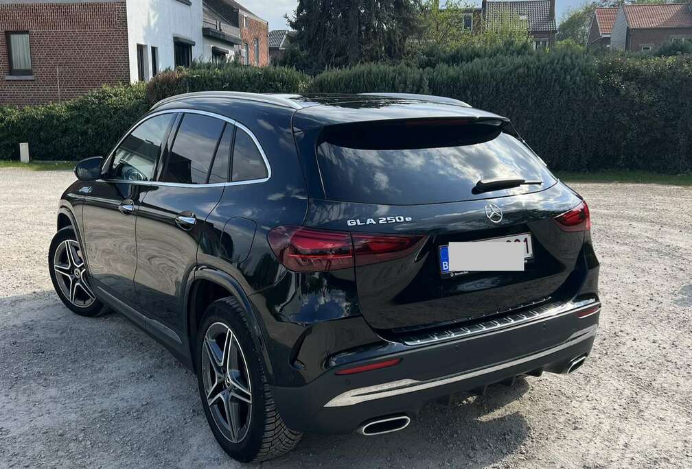 Mercedes-Benz e PHEV AMG Line (160 kW)