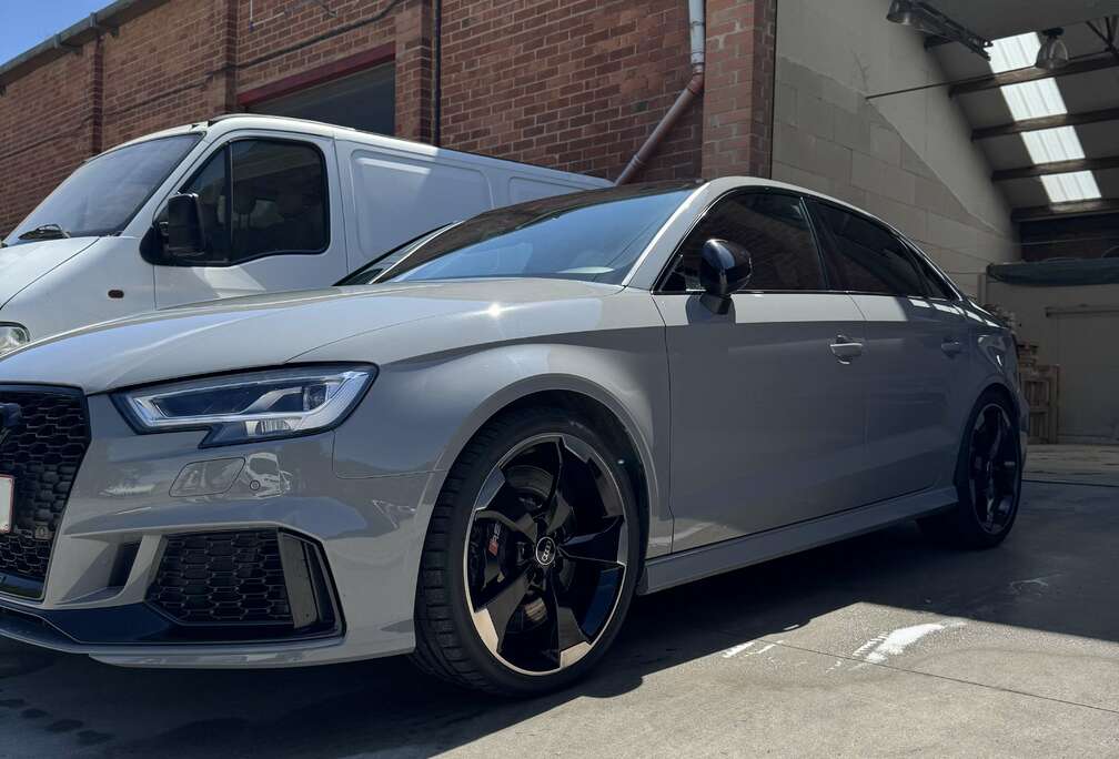 Audi Sedan 2.5 TFSI Quattro S tronic