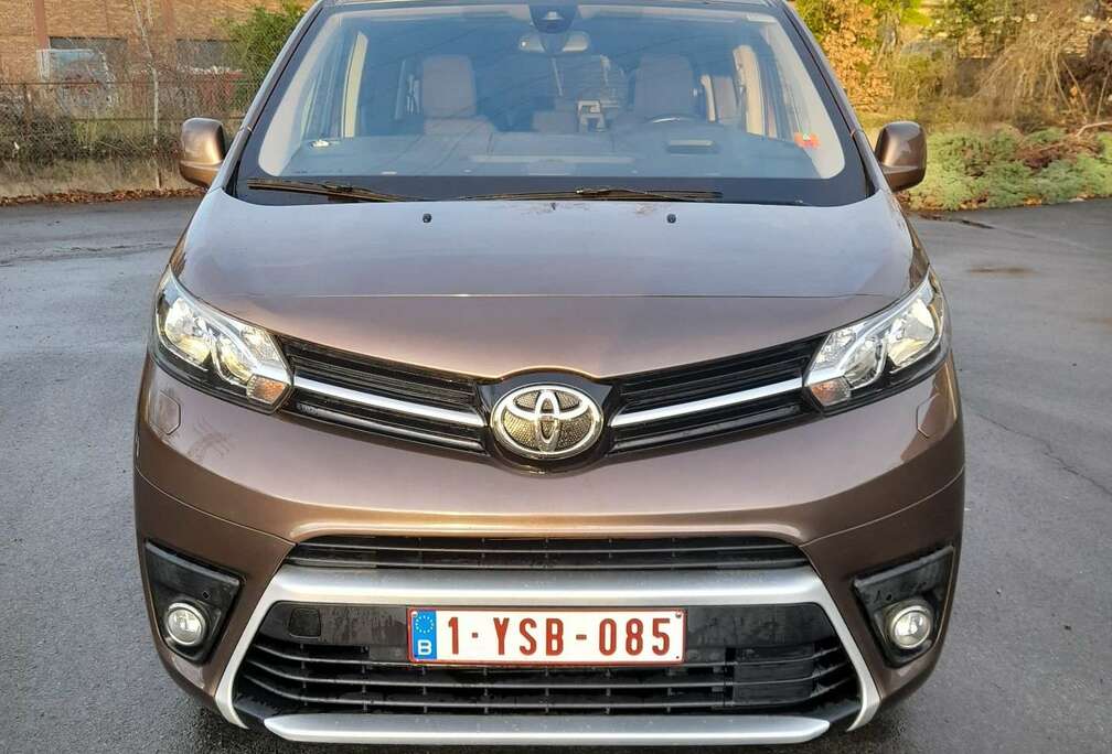 Toyota Verso 1.5 D-4D Medium Combi S&S
