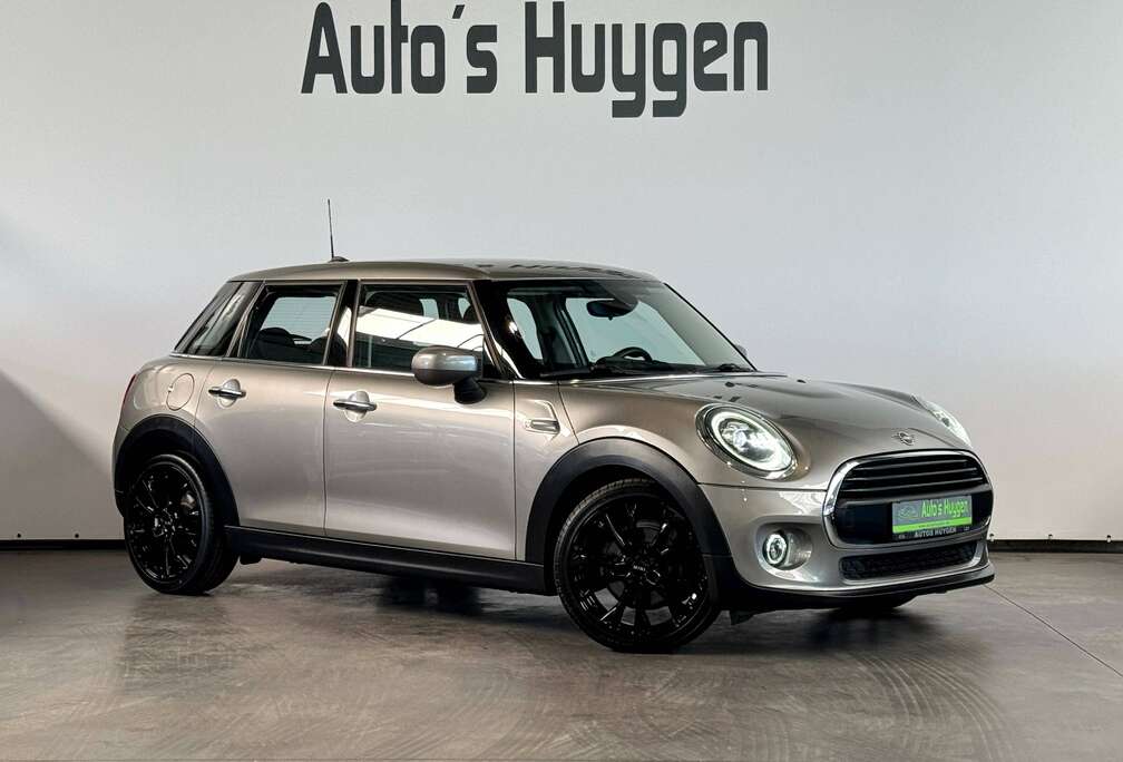 MINI 1.5 Automaat met John Cooper velgen