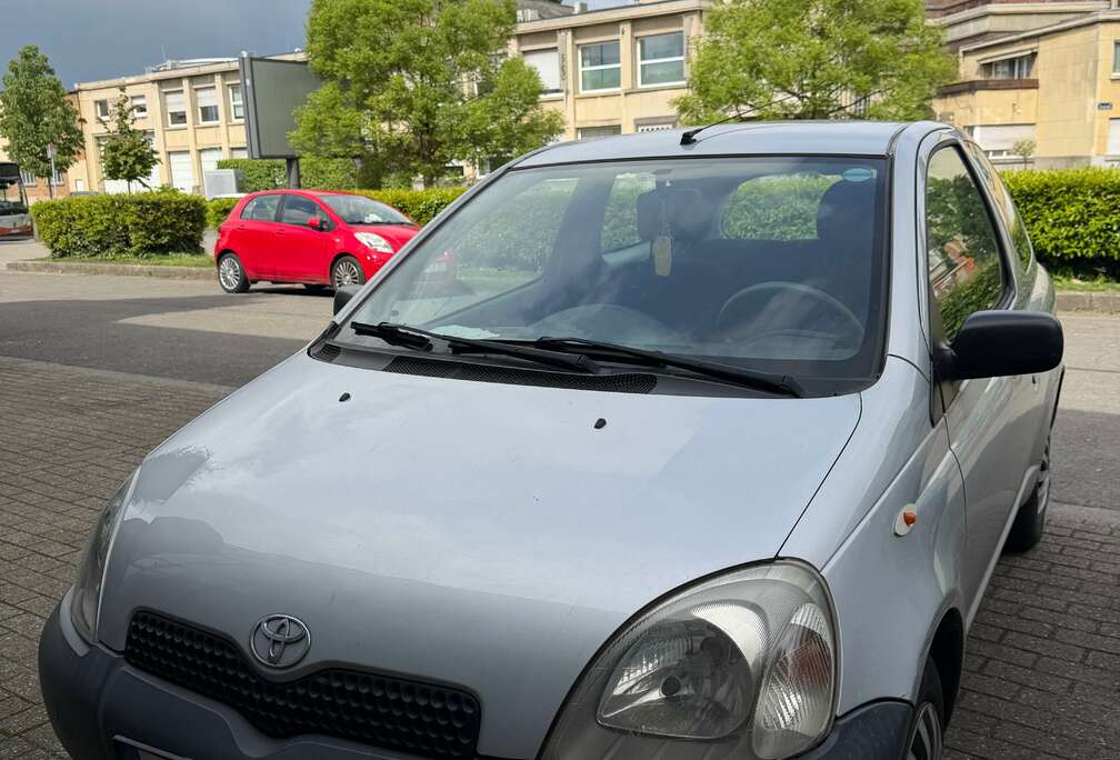 Toyota 1.0i 16v Linea Terra