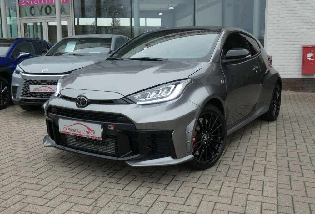 Toyota GR 280pk High Performance +Sperdiff +Premium pack