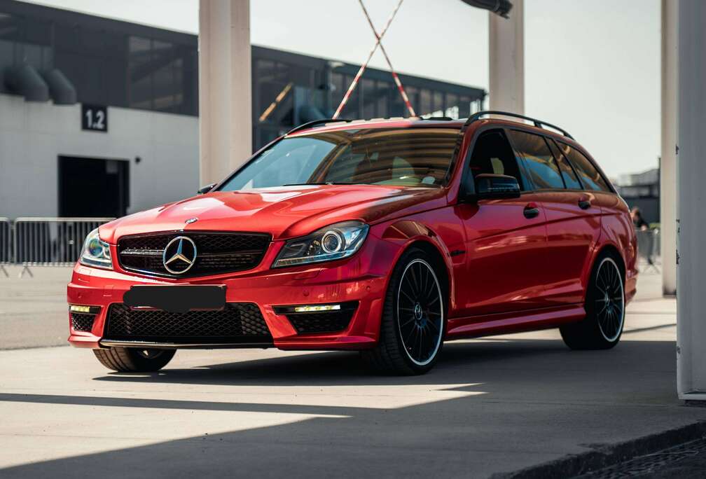 Mercedes-Benz C 63 AMG