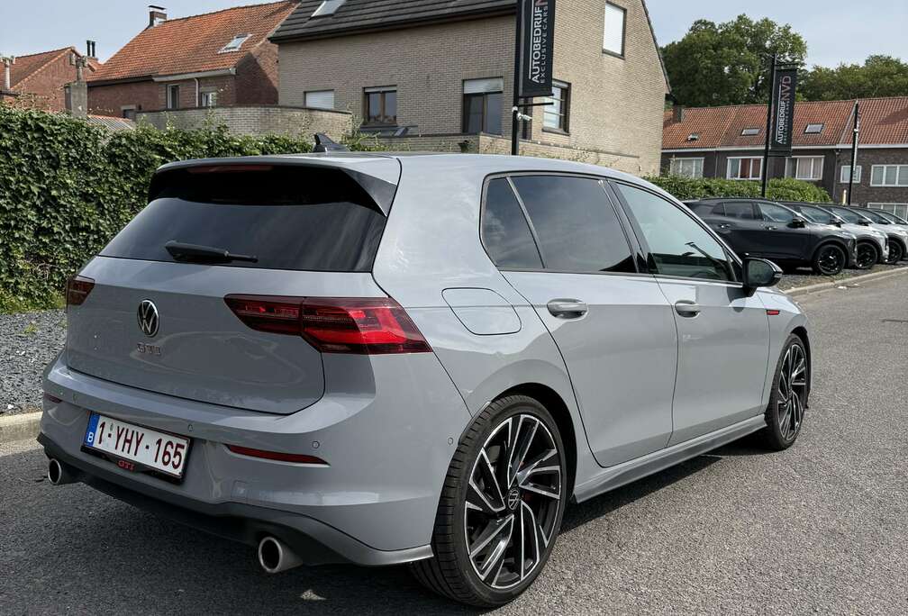 Volkswagen Golf 8 GTI