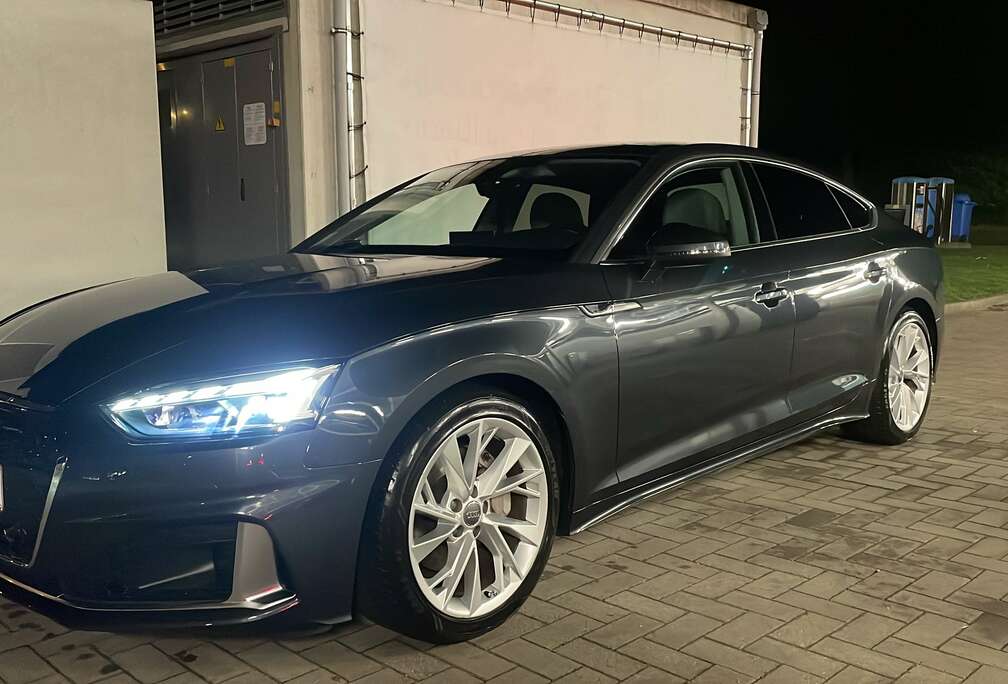 Audi Sportback 40 TFSI S tronic edition one