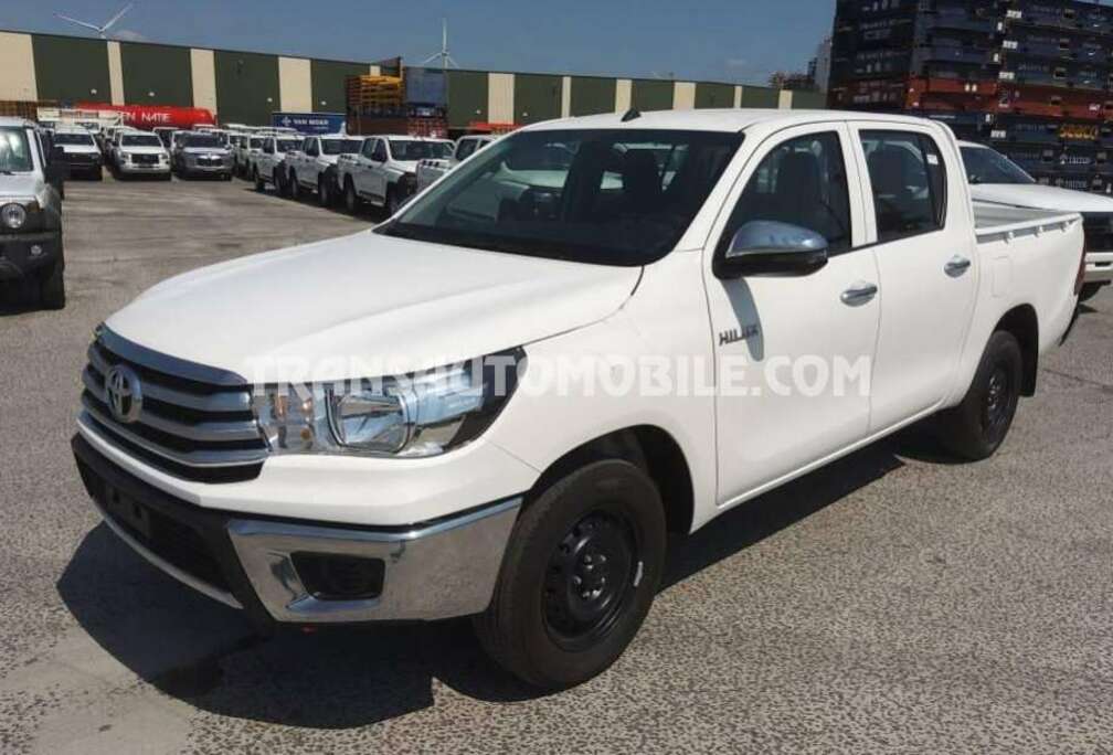 Toyota Pick-up double cabin Luxe 2.4L TURBO DIESEL 4x2 - EXPORT OUT EU TROPICAL VERSION