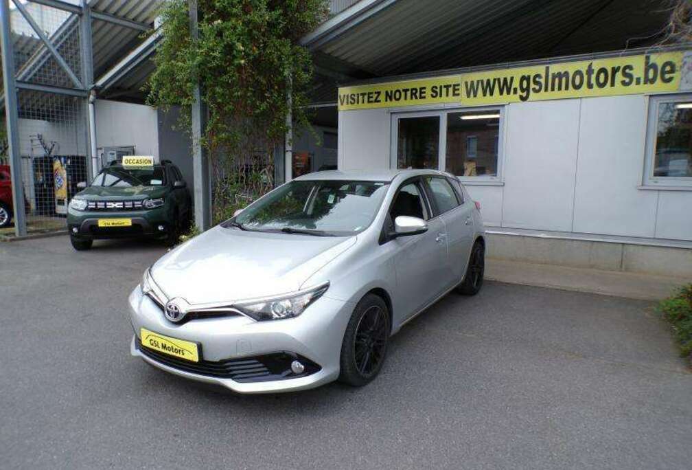 Toyota 1.4 90cv Gris 09/17 Airco GPS Camera Cruise