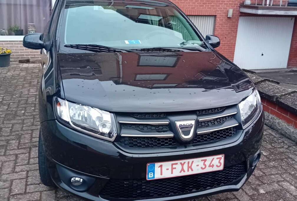 Dacia Logan 1.2i Laureate