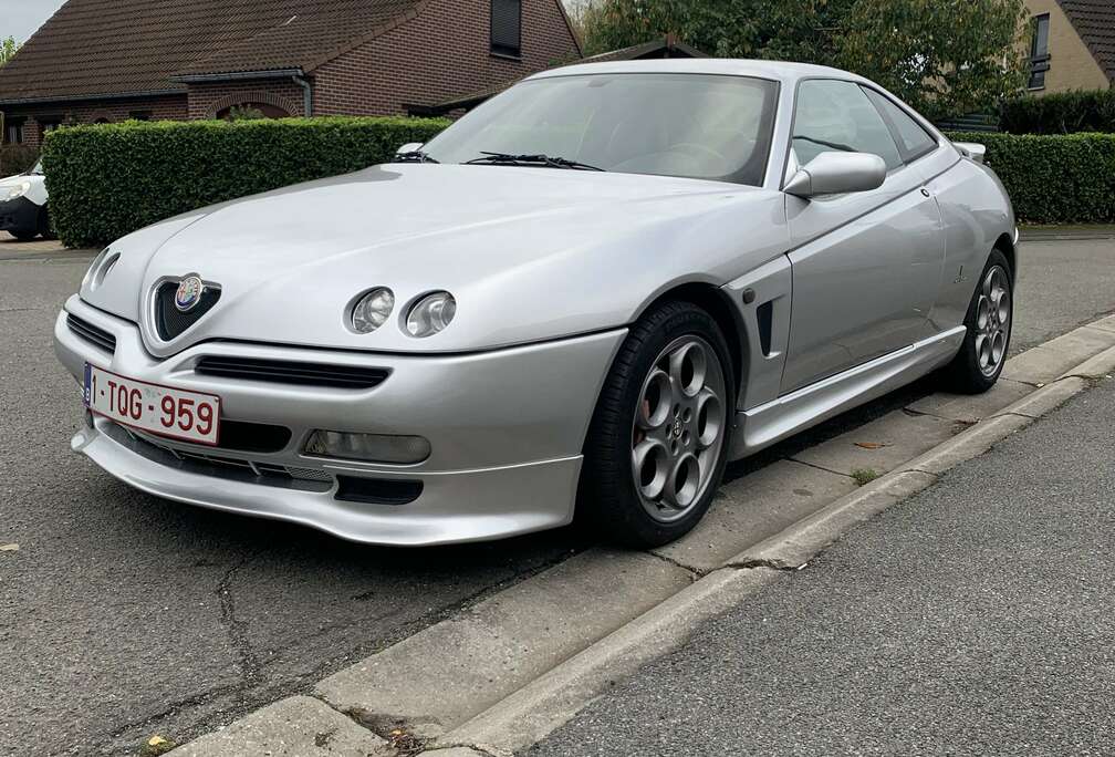 Alfa Romeo 2.0i 16v TS Lusso Cup