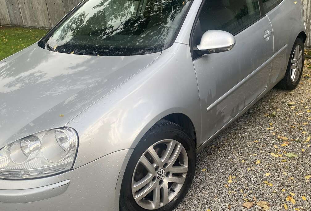 Volkswagen 1.9 TDi 4Mo Trendline 25 (AIC)