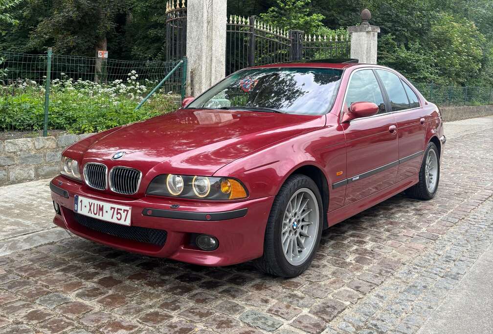 BMW 520iA