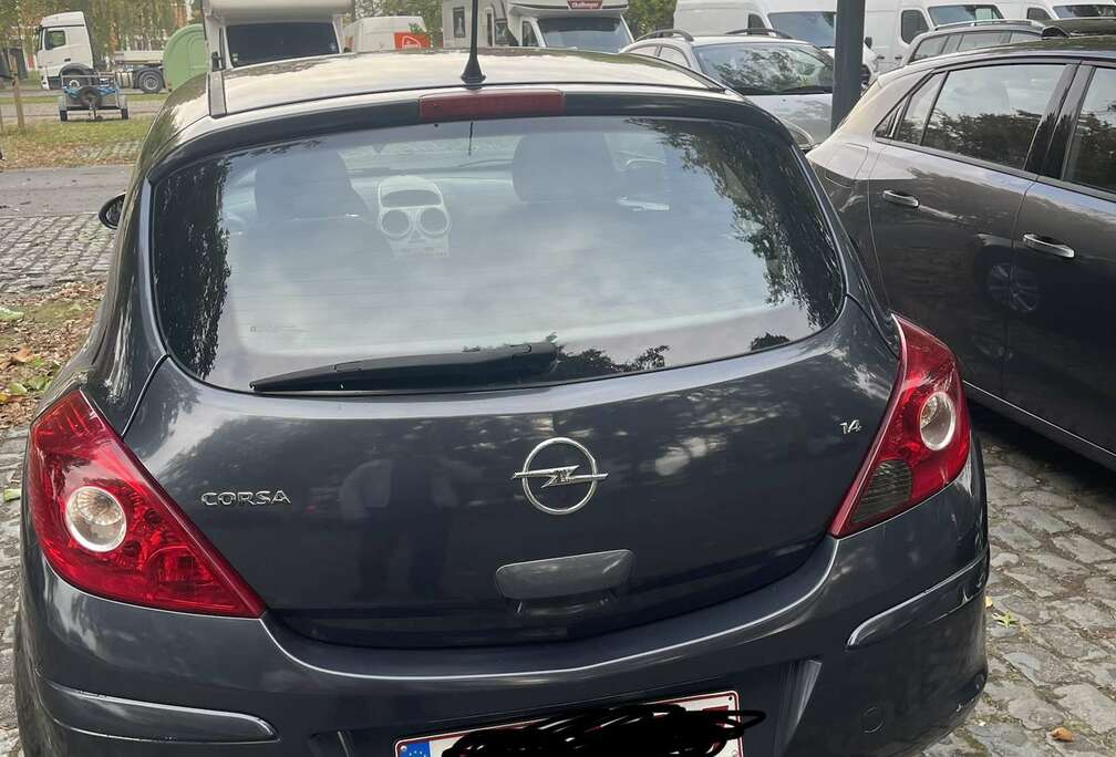 Opel 1.4 16V Edition