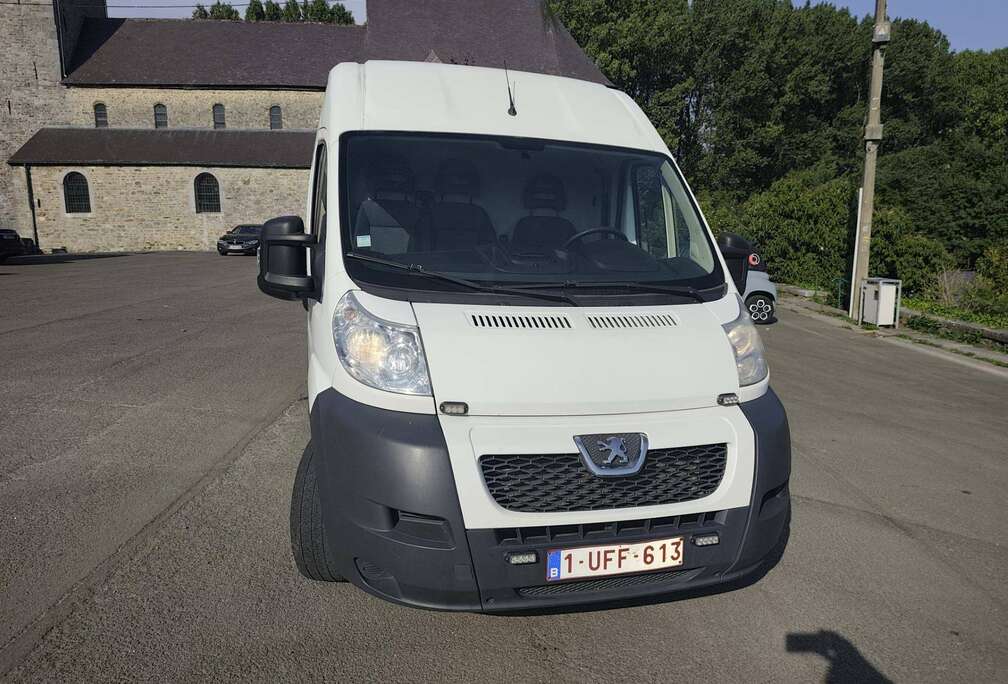 Peugeot Boxer 2.2 e-HDi L2H2 FAP STT (EU5)