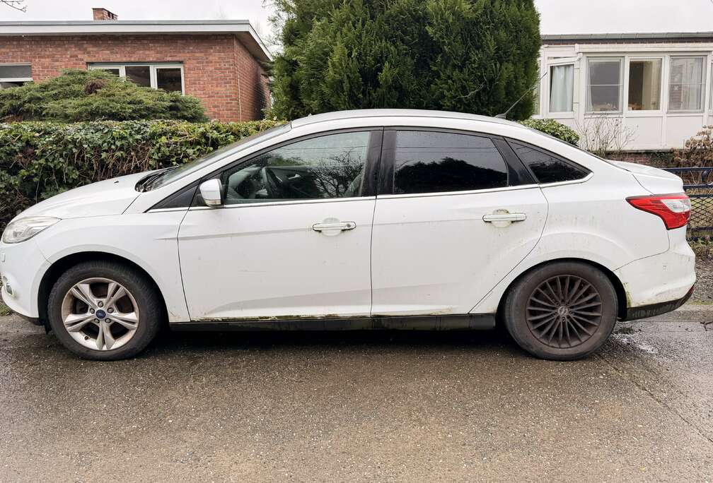 Ford 1.6i Ti-VCT Trend Sport