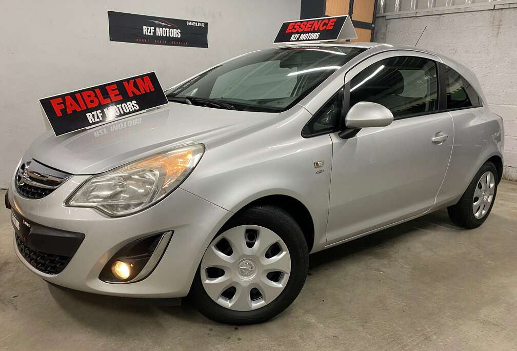 Opel 1.2i COSMO  GARANTIE 12 MOIS