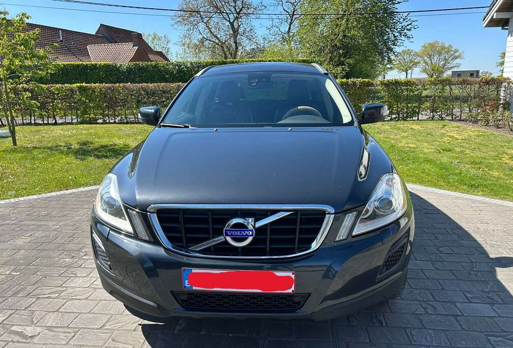 Volvo XC60 2.4 D5 AWD Summum Geartronic