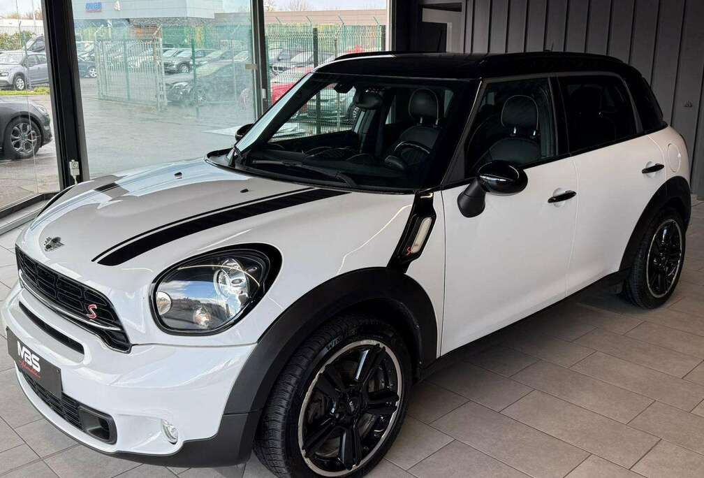 MINI 2.0 * CUIR * GPS * AUTO * CLIM * AUTO * SIEGES CH
