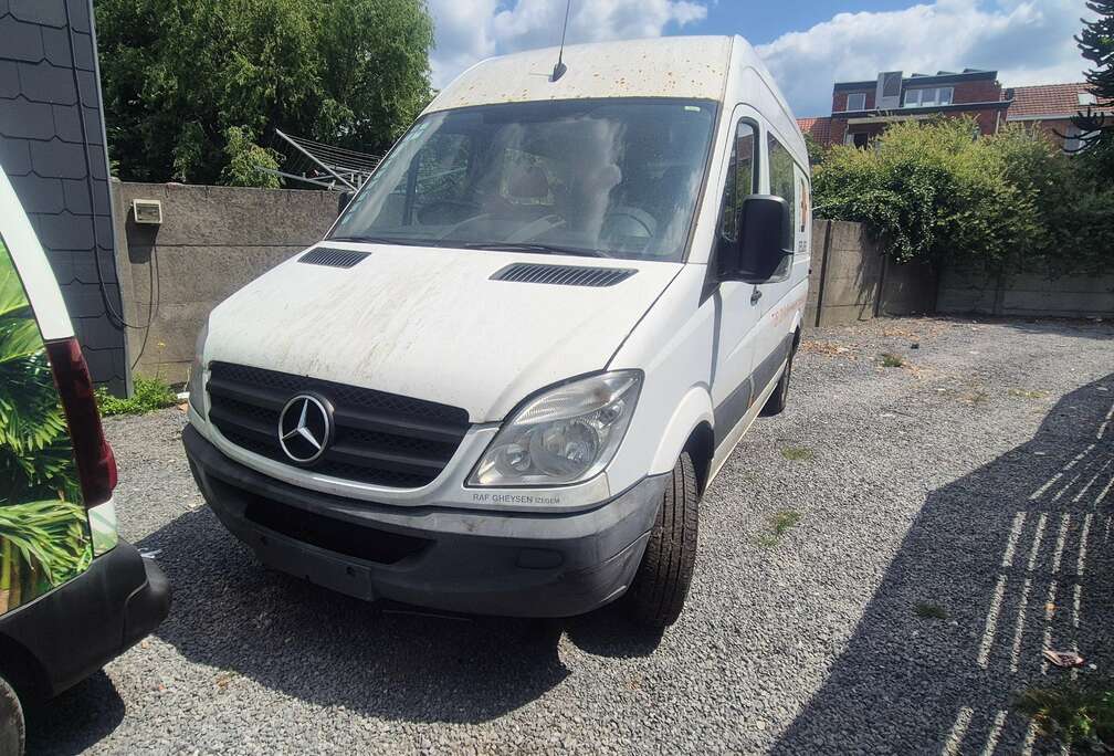 Mercedes-Benz 313 2.1 CDI A2H1 double cabine problème moteur