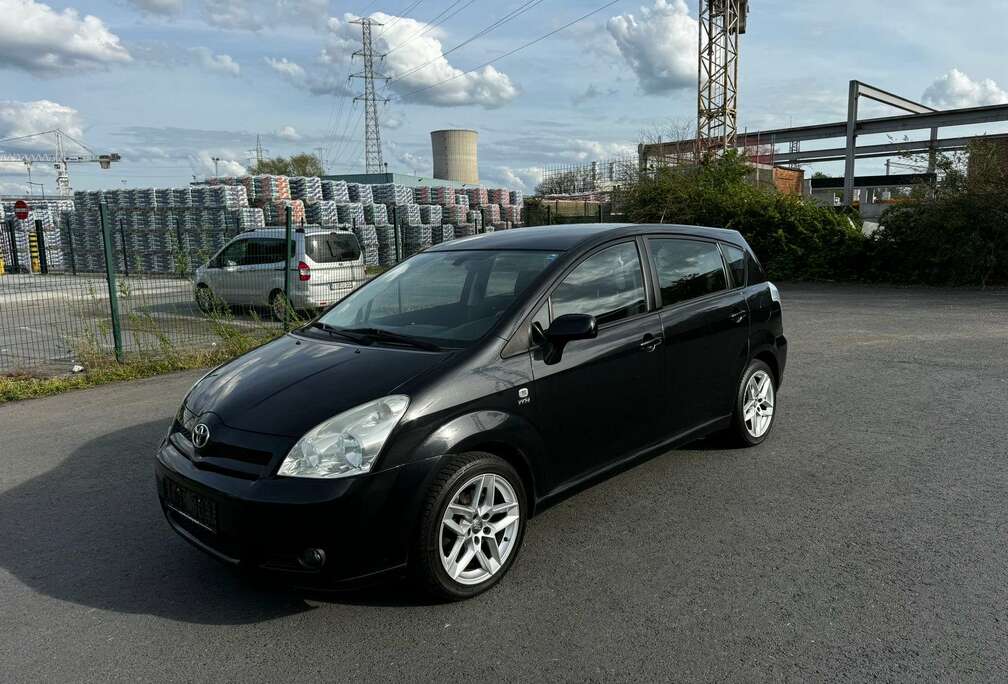 Toyota 1.8i VVT-i AIRCO DIGITAL JANTE ALUMINIUM 7places