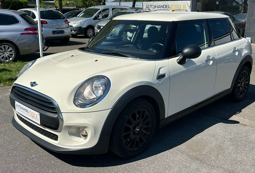 MINI 1.5D, 2015, 139.995km, Navi, PDC, €6b, 12m Garantie