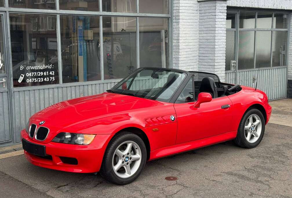 BMW 1.8i RoadsterStock 10 x BMW Z3 76.000kms Cuir Oldtimer