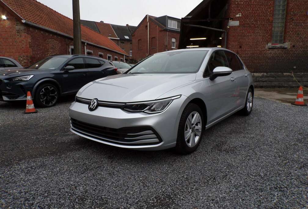 Volkswagen Mild Hybrid e-TSI 48 Volts LIFE.