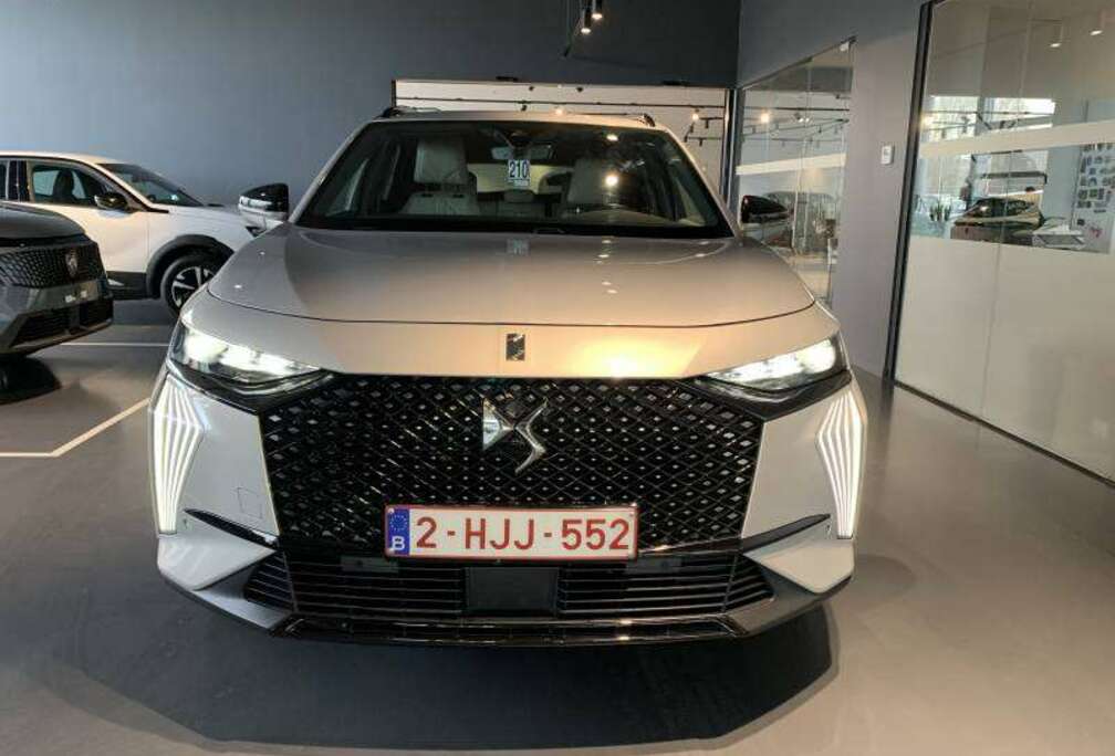 1 E-Tense 4x4 300 Esprit de Voyage