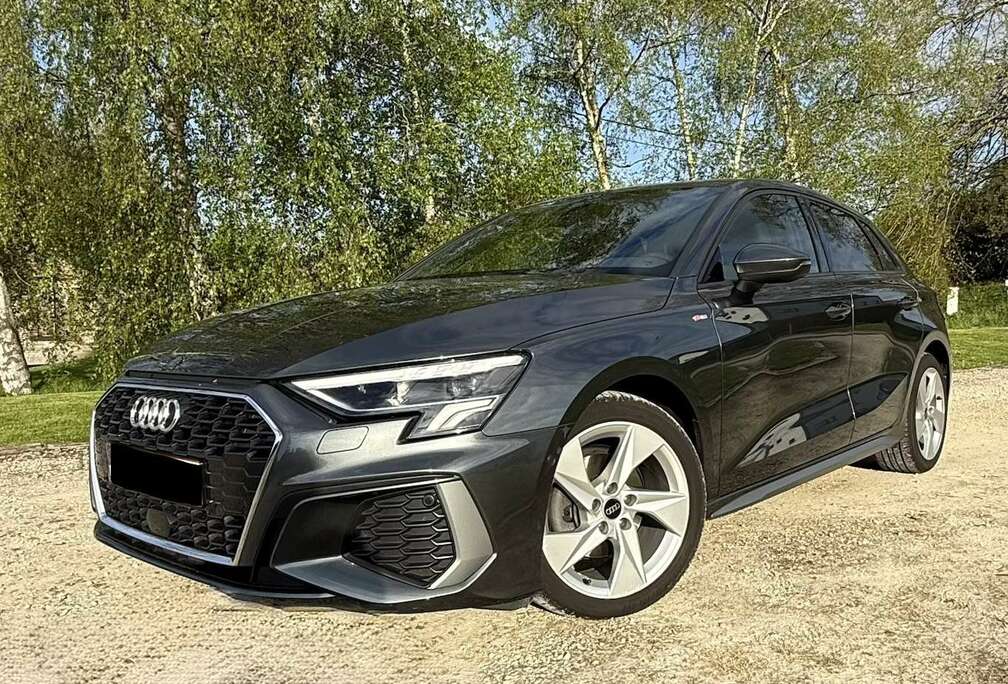 Audi Sportback 35 TDi Business Edition S line tronic