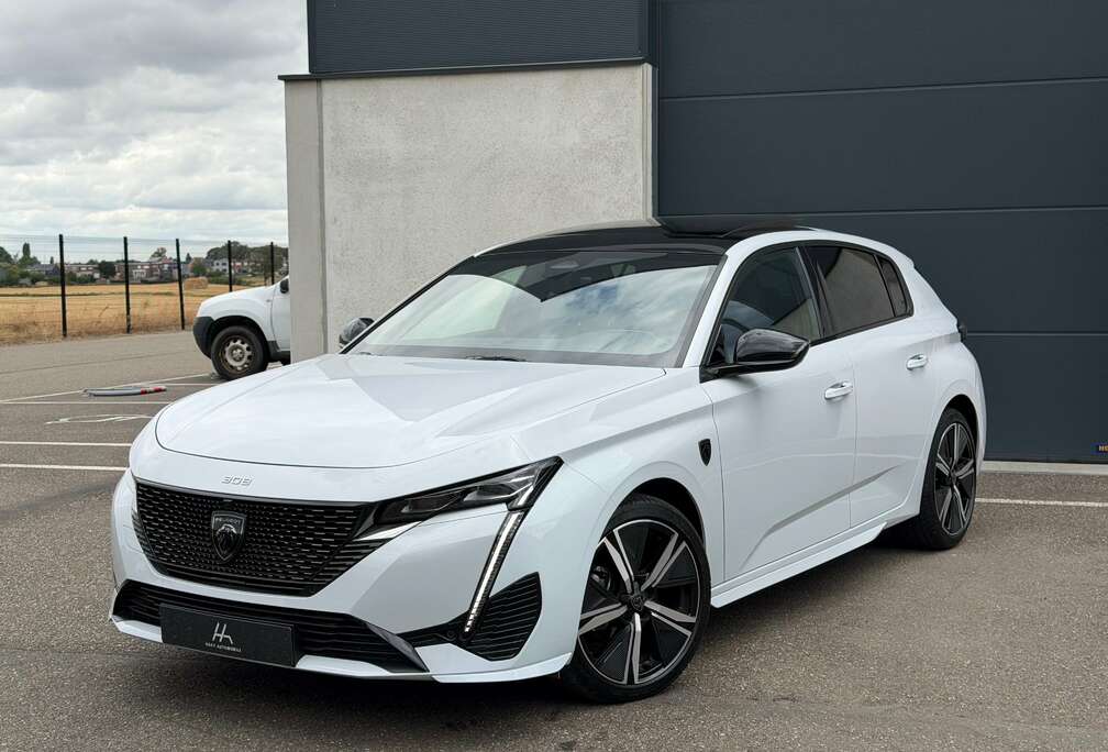 Peugeot 308 1.2 GT Full OPTIONS *Toit Pano/ Caméra 360/ LED* Garantie 12M