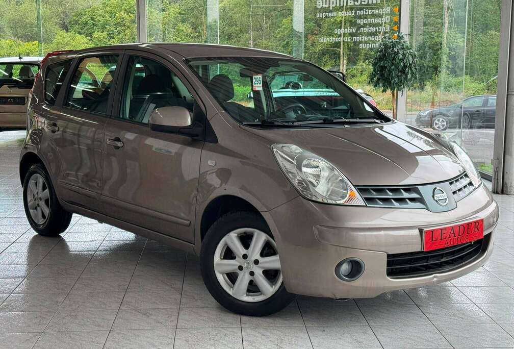 Nissan 1.6 ESSENCE 110CV - AIRCO - AUTOMATIQUE - 74.498 KM
