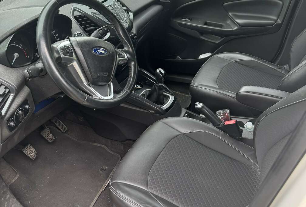 Ford 1.0 EcoBoost 4x2 Trend